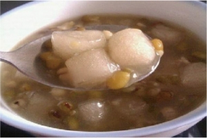 南澳岛绿豆粉圆汤